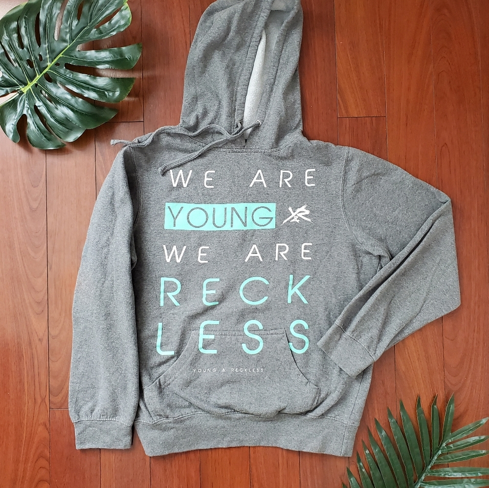 AUTHENTIC YOUNG & RECKLESS HOODIE